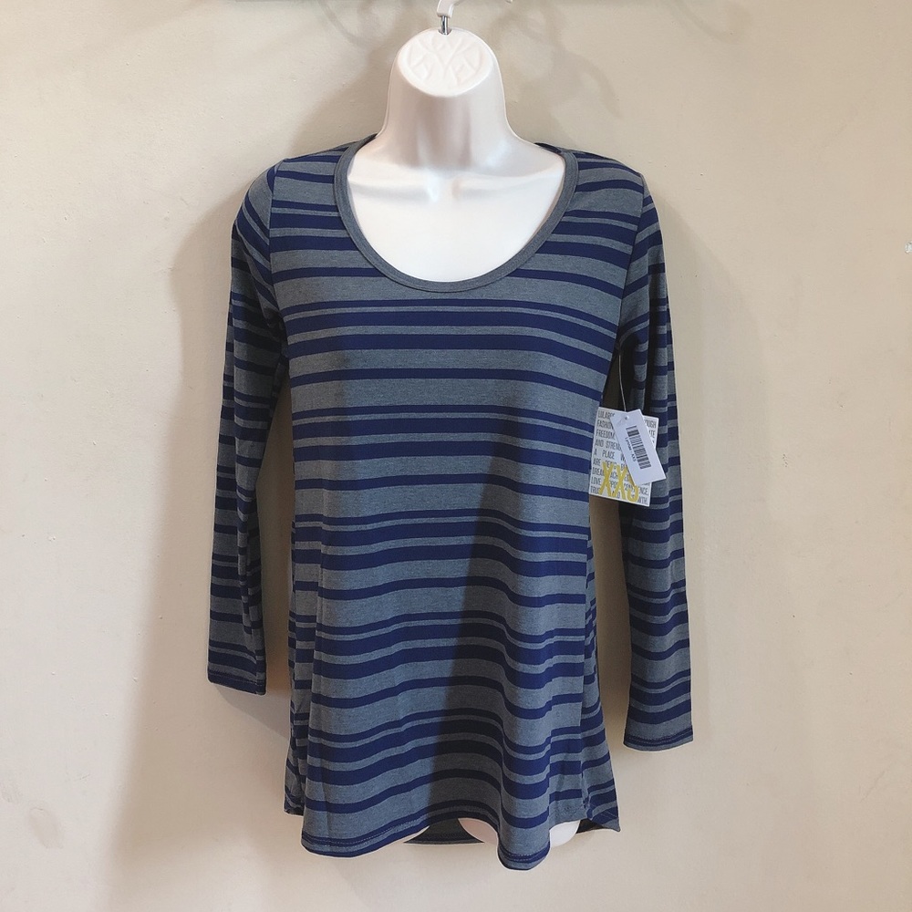 NWT❤️LuLaRoe Long Sleeve Top ❤️